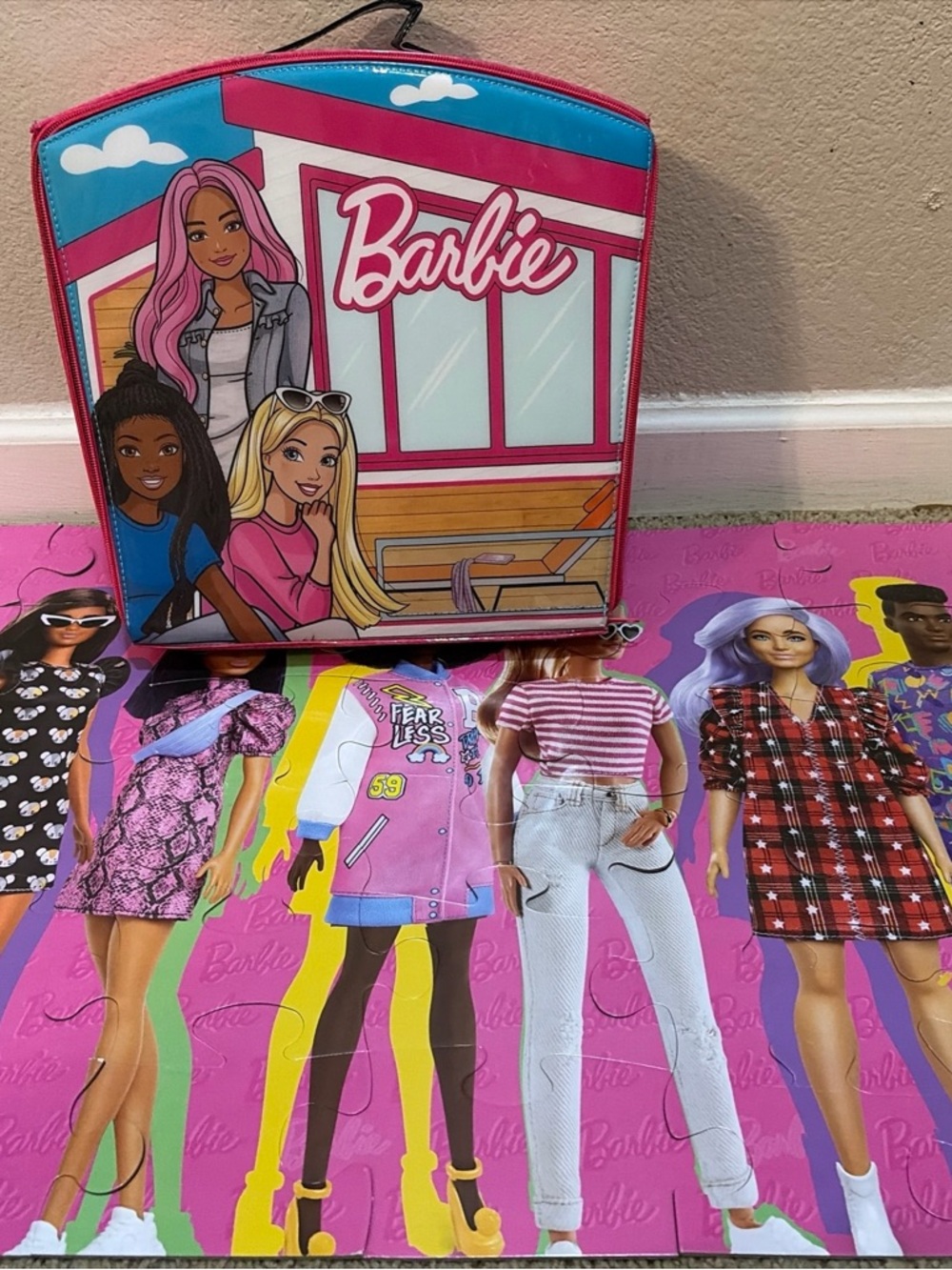 Barbie Store N' Play Doll Case Holds 8 Dolls Tara Toys Vinyl Carry Case + Puzzle